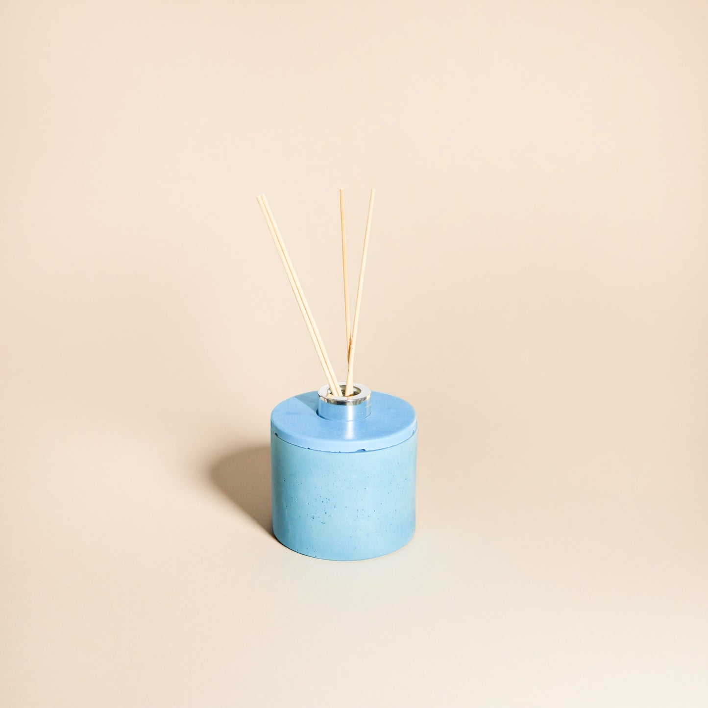 Round 100ml Diffuser Bottle Holder Silicone Mould (no.151)