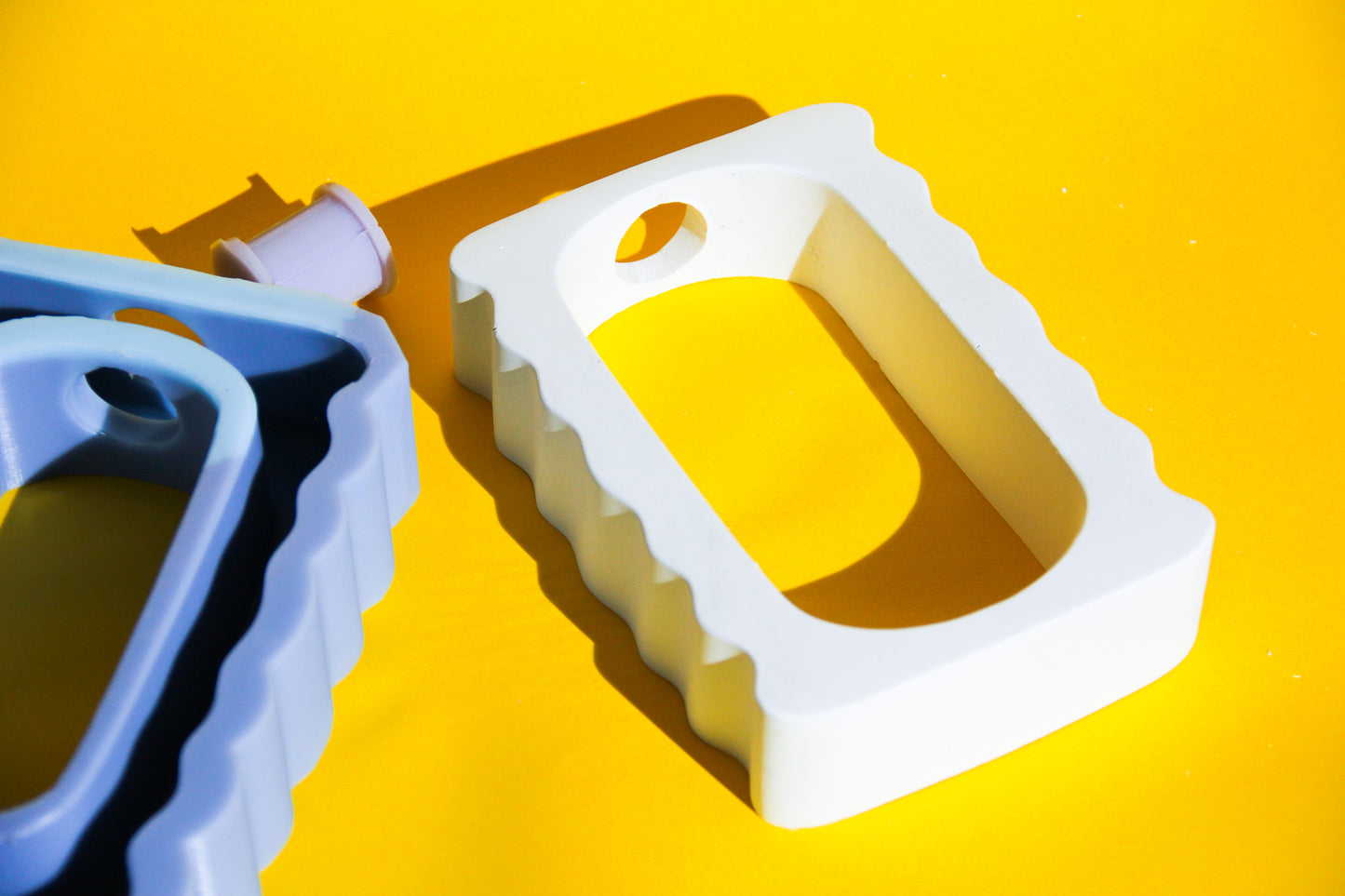 Wavy Glass Tube Holder Silicone Mould (no.137)