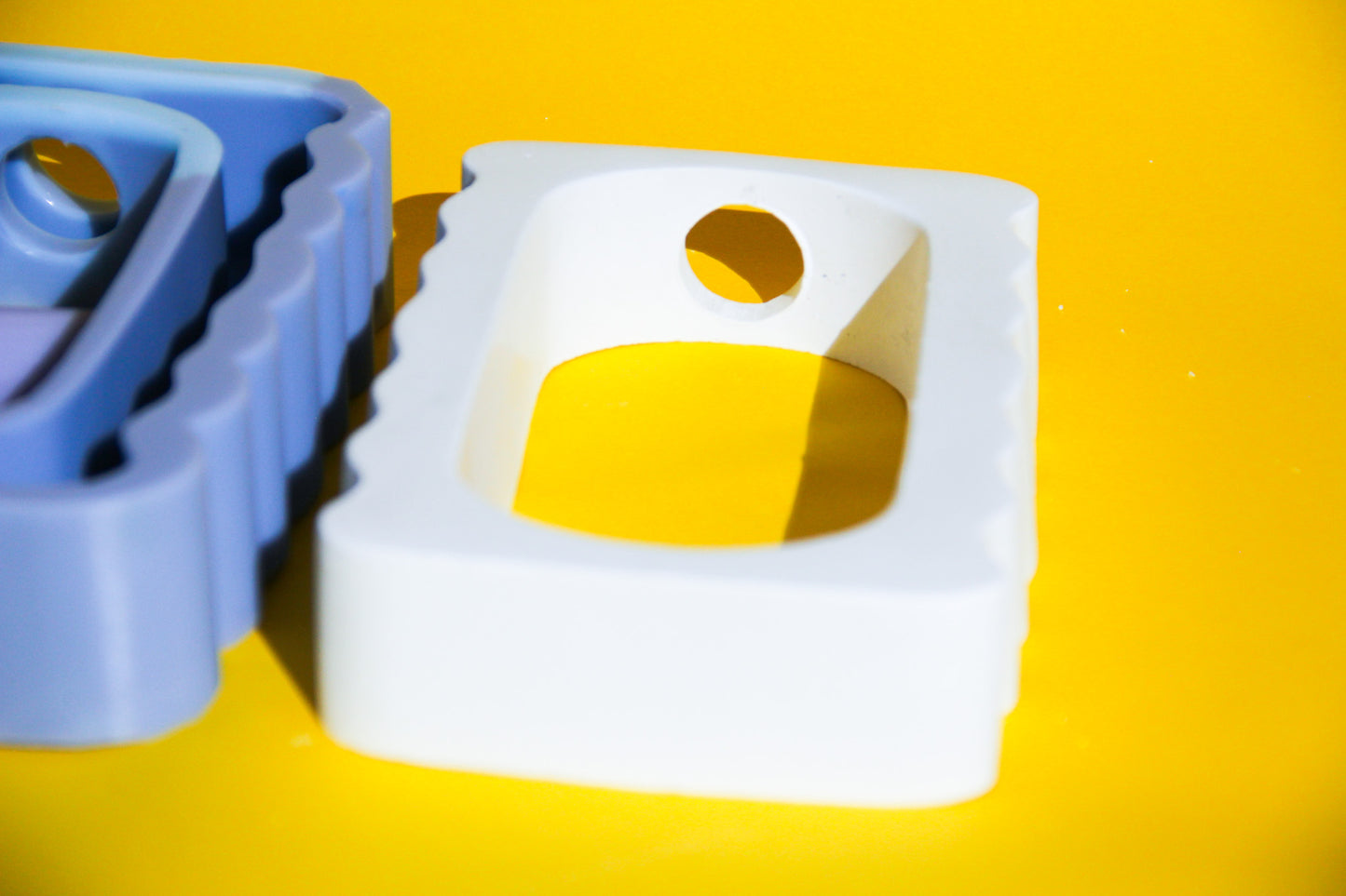 Wavy Glass Tube Holder Silicone Mould (no.137)
