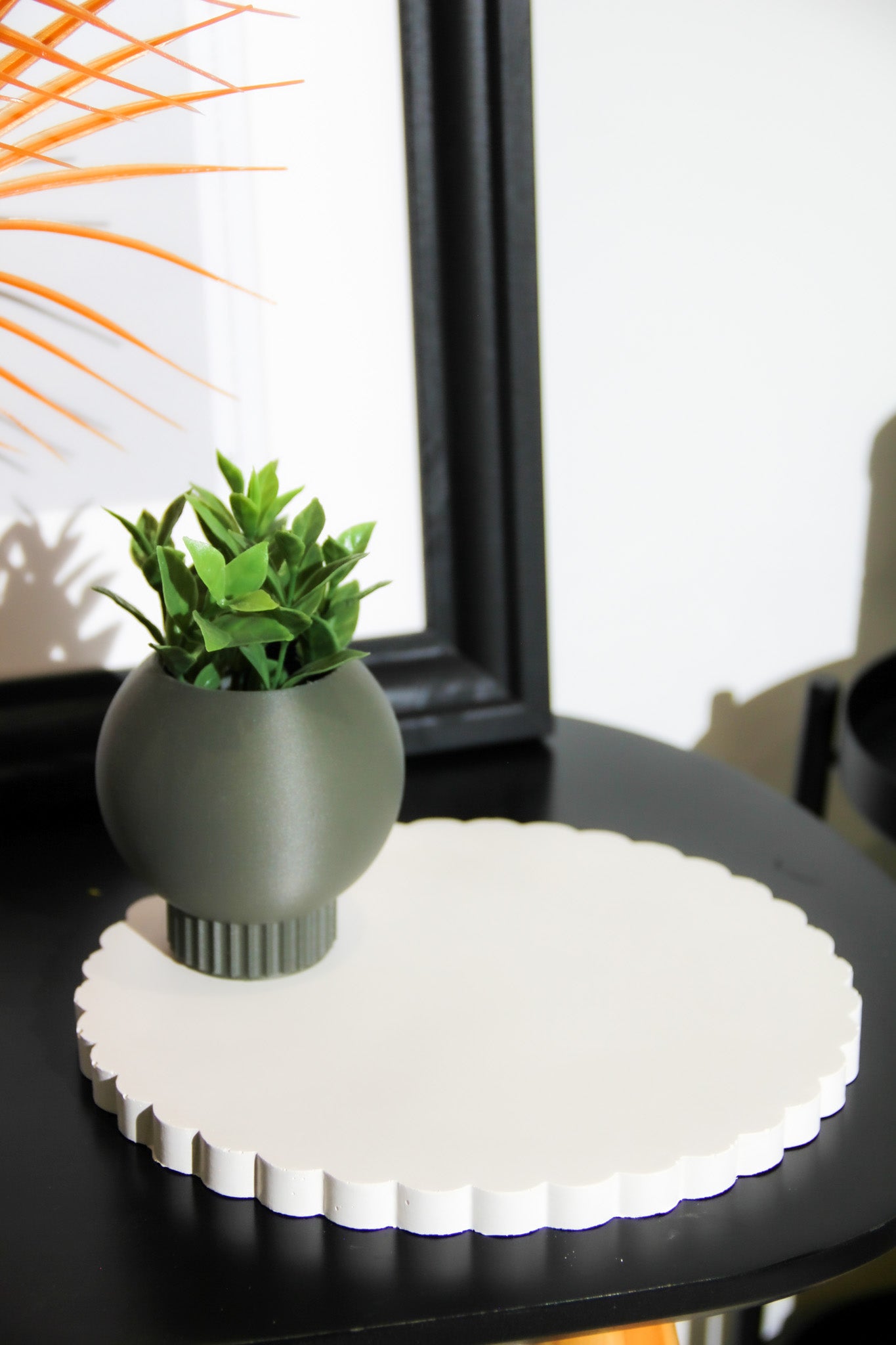 Scalloped Edge Display Plate Silicone Mould (no.133)