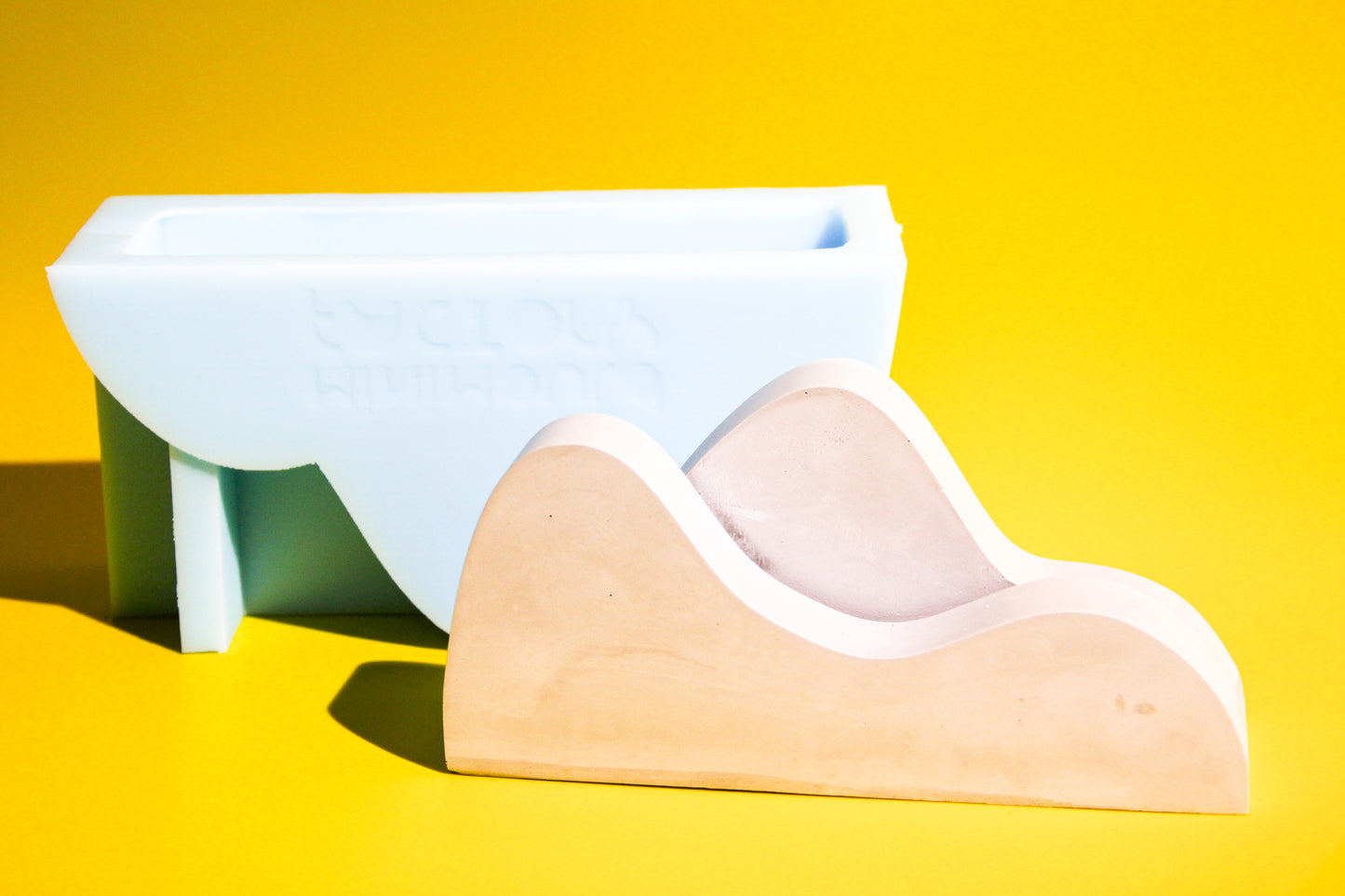 Wavy Mirror Holder Silicone Mould (no.155)