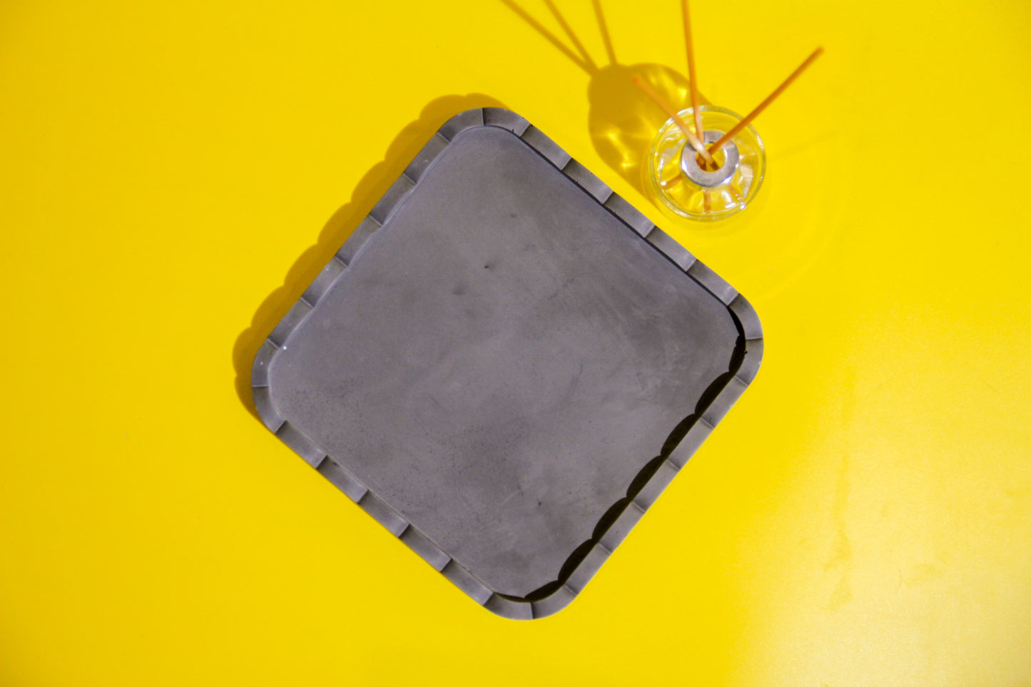 Scallop Edge Square Tray Silicone Mould (no.144)
