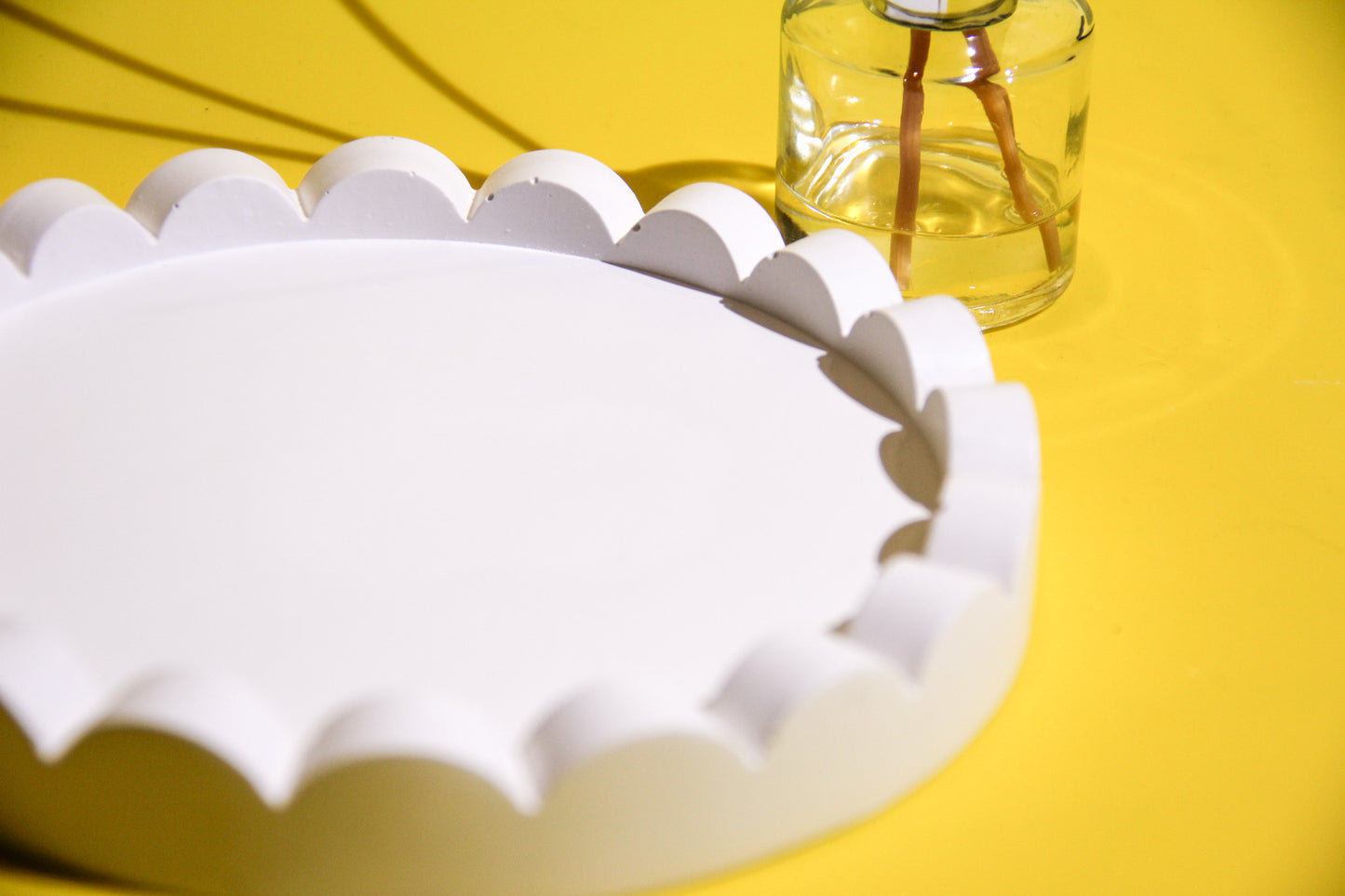Scallop Edge Round Tray Silicone Mould (no.142)