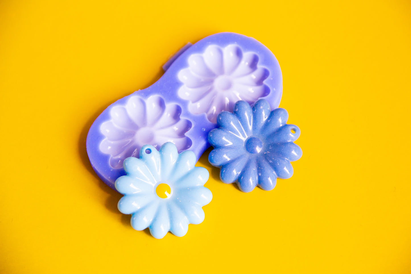 Flower Charm Silicone Mould (no.159)